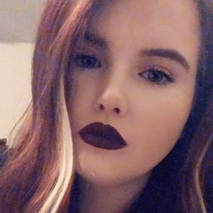 Meet your Posher, Hailey